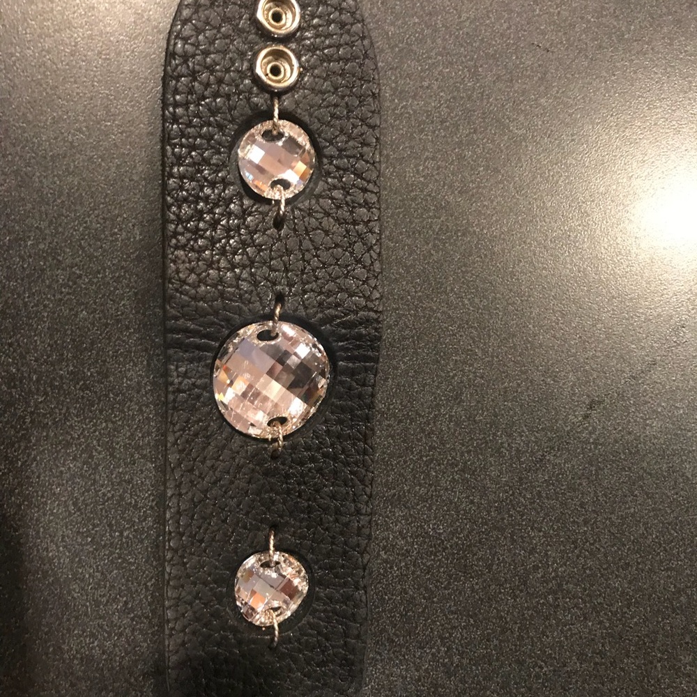 Handmade cuff! AMAZING - Picture 2 of 8